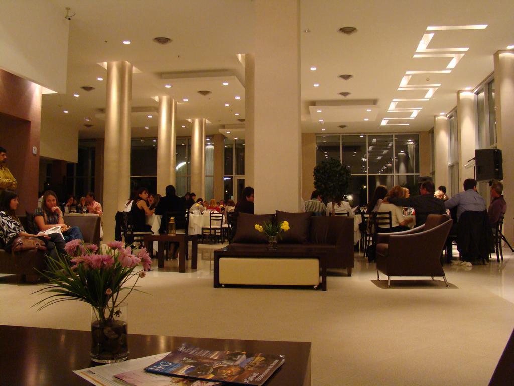 Howard Johnson Ramallo Dış mekan fotoğraf